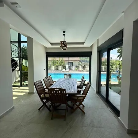 Major Kargicak Premium Apartment